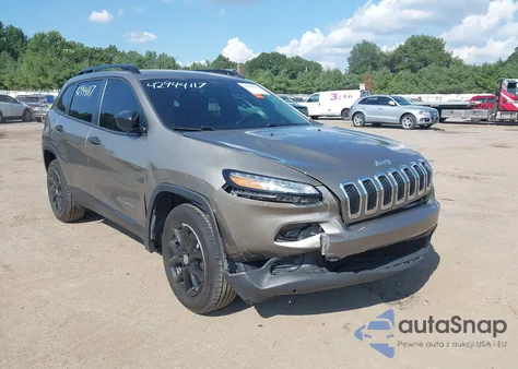 2017 Jeep Cherokee Sport 4X4 from USA, damaged, VIN 1C4PJMAB8HW545780